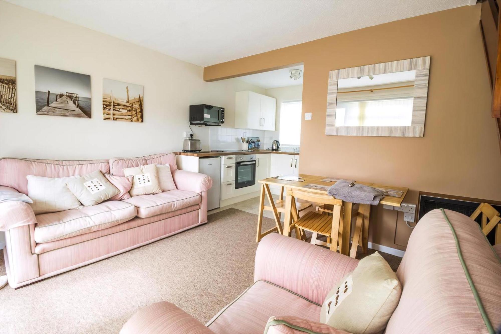 Lovely 4 Berth Chalet To Hire In Hemsby Nearby The Beach Ref 18177B Luaran gambar