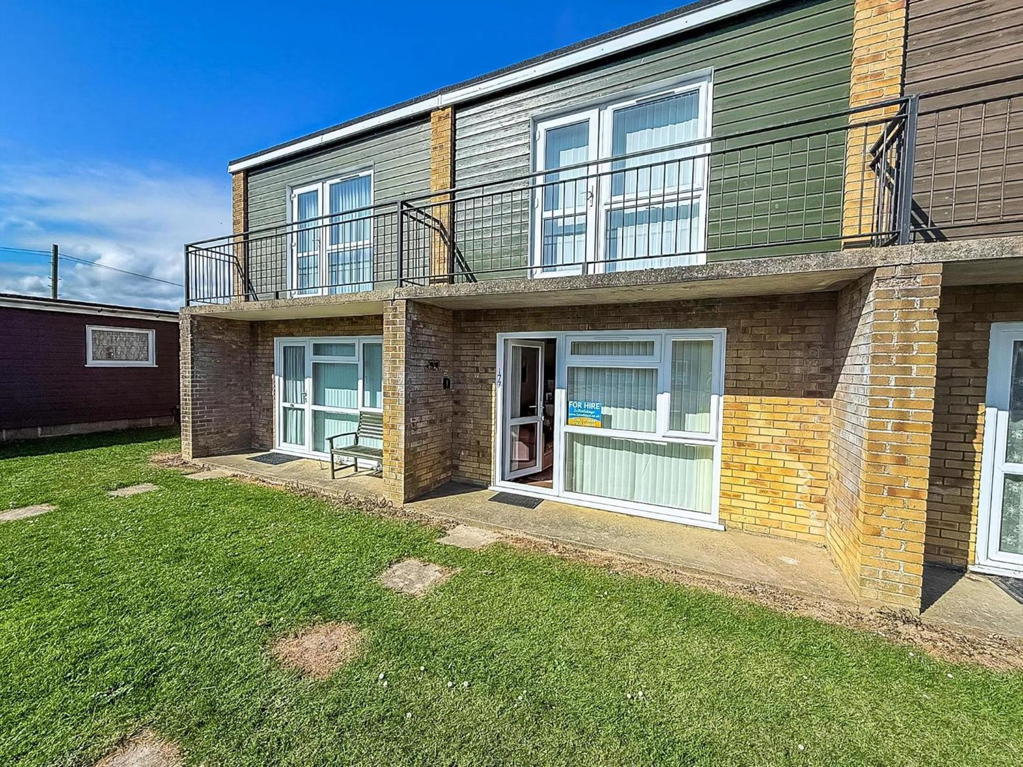 Lovely 4 Berth Chalet To Hire In Hemsby Nearby The Beach Ref 18177B Luaran gambar