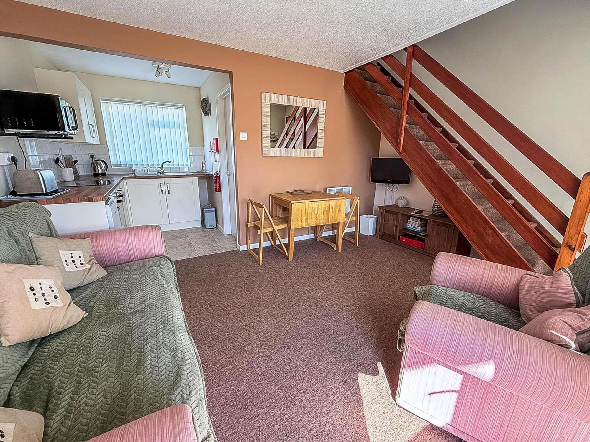 Lovely 4 Berth Chalet To Hire In Hemsby Nearby The Beach Ref 18177B Luaran gambar